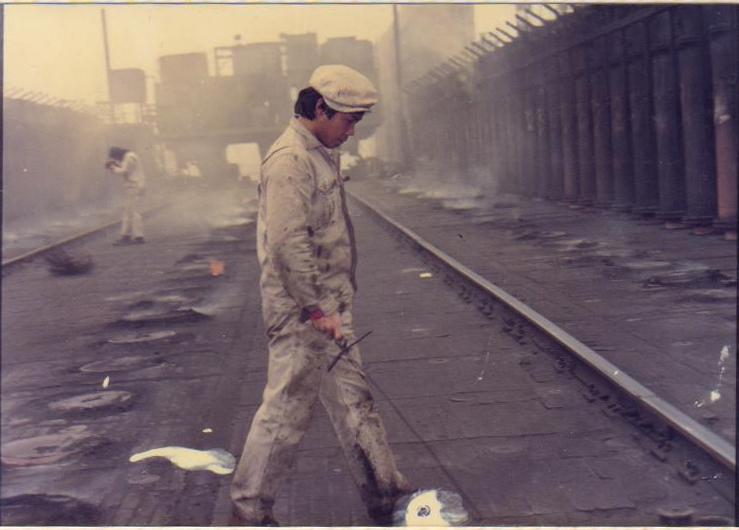 Ô±¹¤Â¯¶¥¿´»ð¡¢²âÎÂ»Ãæ.jpg Ô±¹¤Â¯¶¥¿´»ð¡¢²âÎÂ»Ãæ.jpg