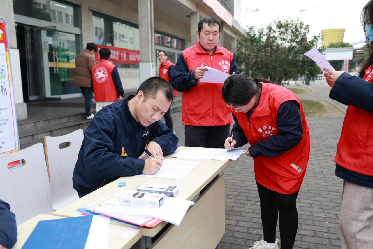 Ô˶¯ÏÖ³¡02.jpg Ô˶¯ÏÖ³¡02.jpg